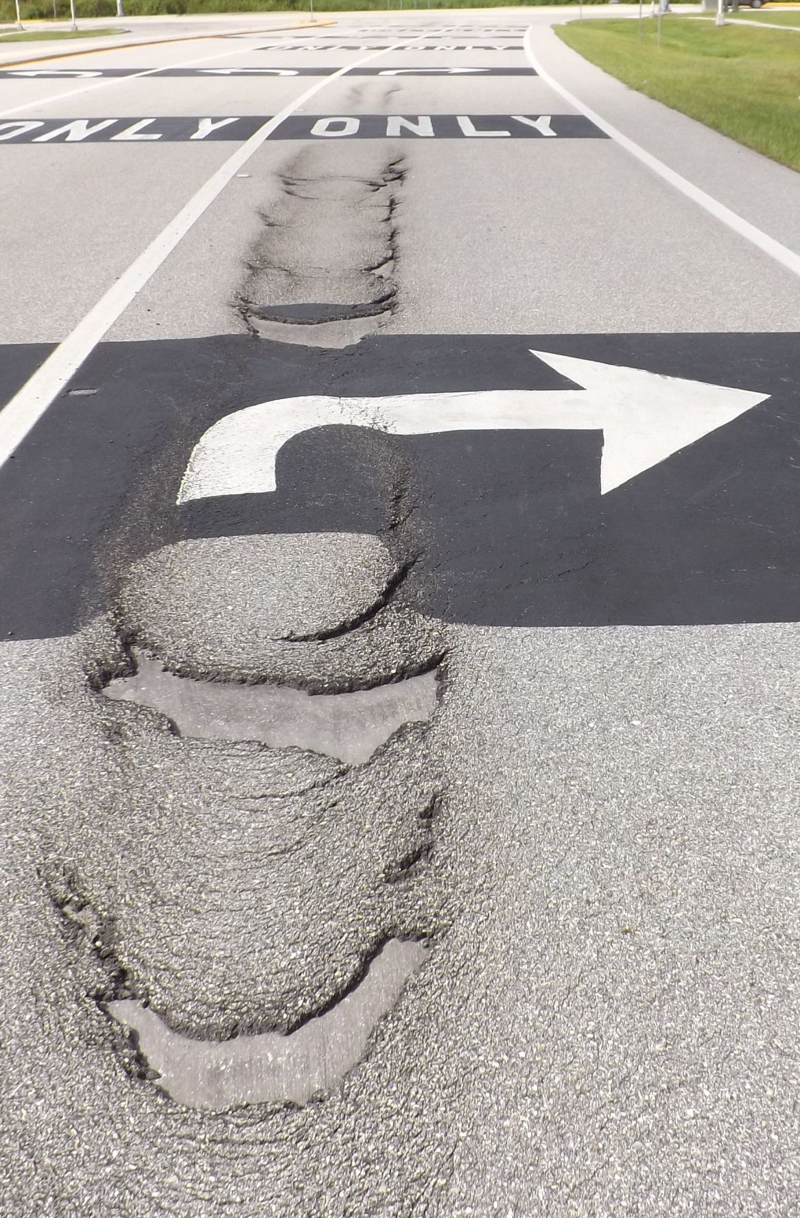 Charlotte County to fix 3 miles of bad road